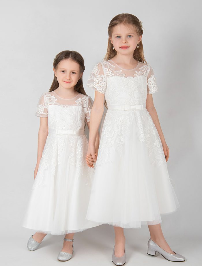 irvalda-children-dress-vienna-online-order-model-eva