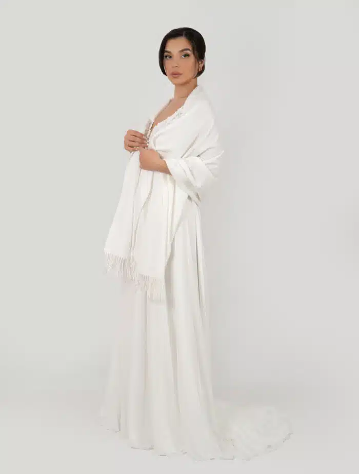 irvalda-schal-weiss-brautmode-wien-online-bestellen